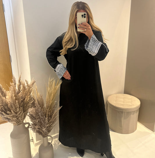 Yasmeen Abaya